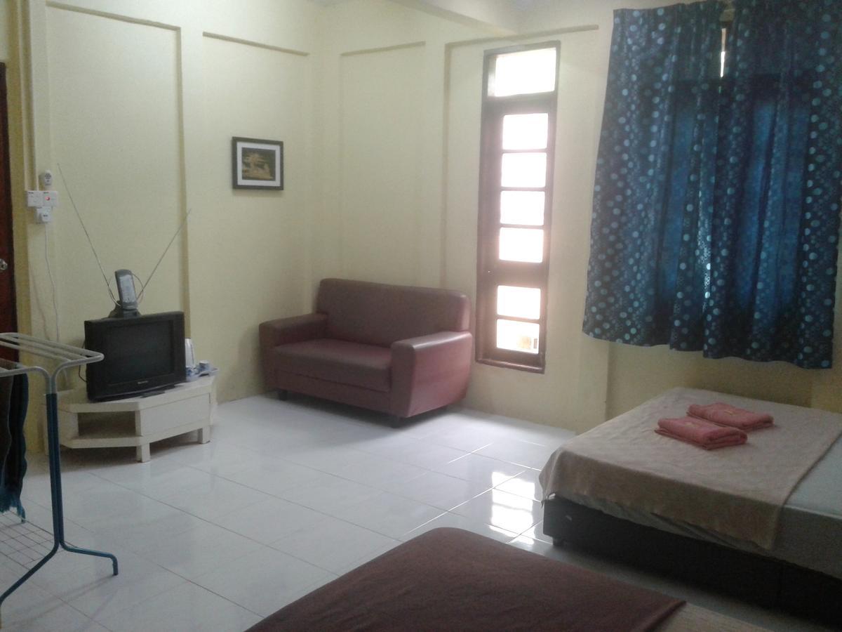 Saba Lodge Dungun Kültér fotó