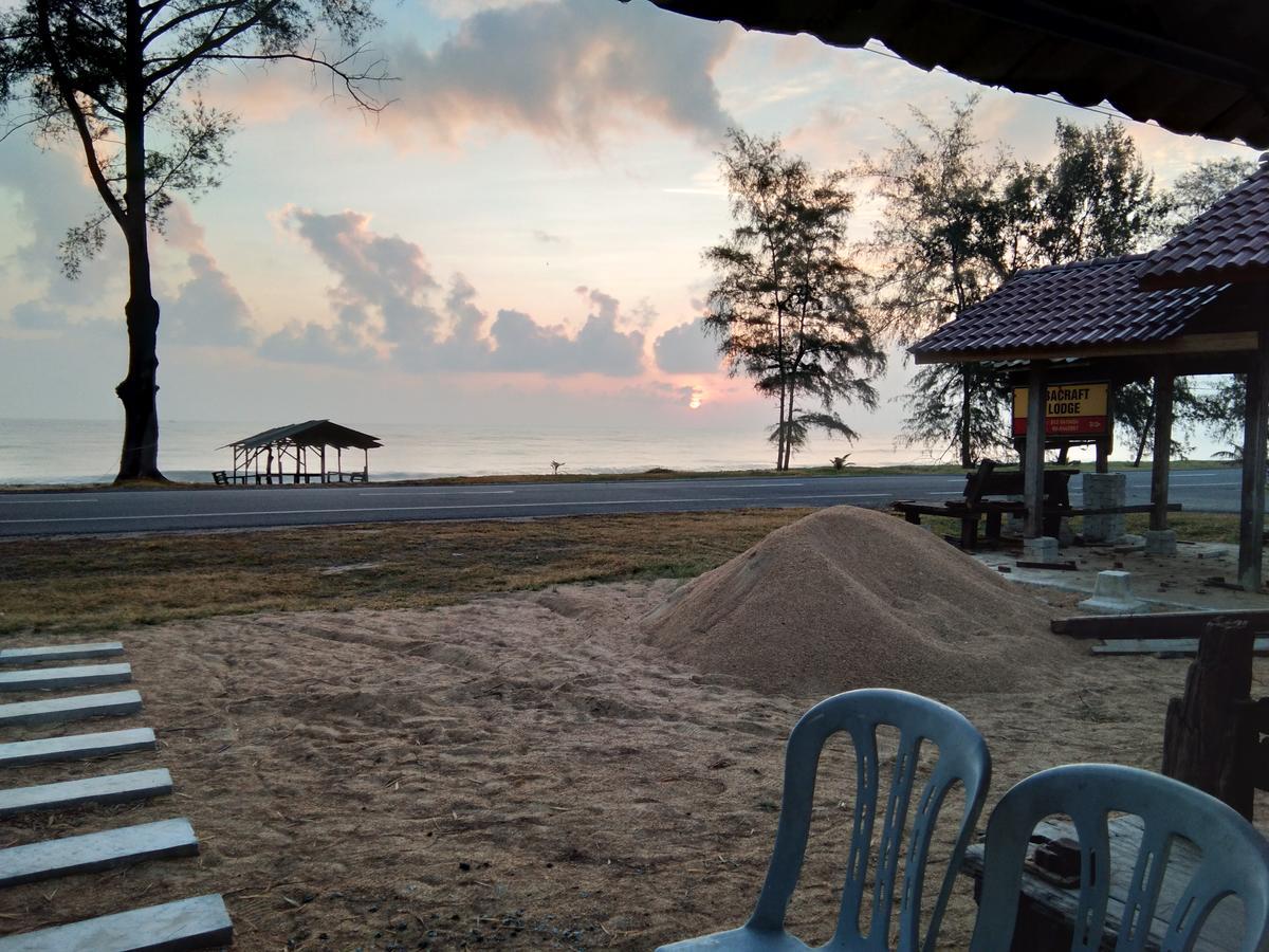 Saba Lodge Dungun Kültér fotó